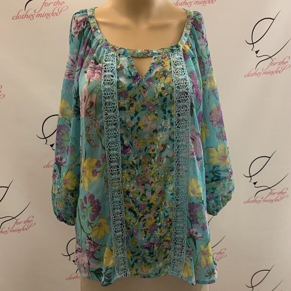 New Directions. Size S. Semi Sheer Chiffon. Elastic Wrists. Lace Insert. B56 - Picture 1 of 5